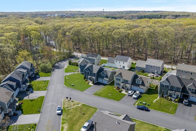 14 Dover Street, Lincoln, RI 02865