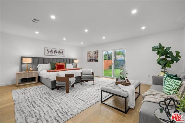 5815 Saloma Avenue, Van Nuys, CA 91411