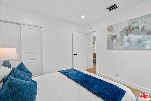 5815 Saloma Avenue, Van Nuys, CA 91411