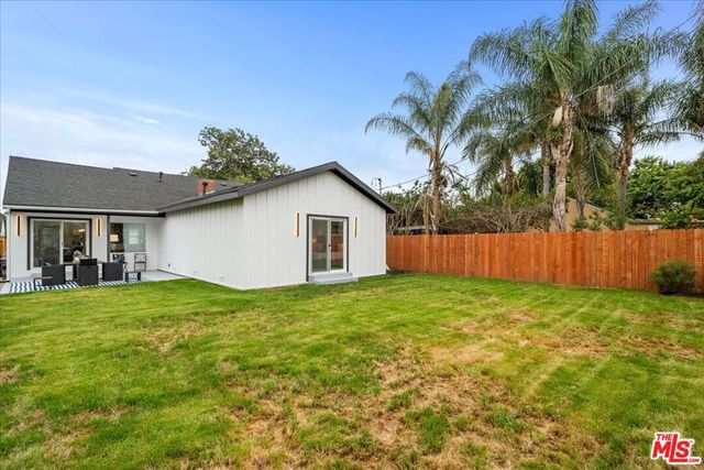 5815 Saloma Avenue, Van Nuys, CA 91411
