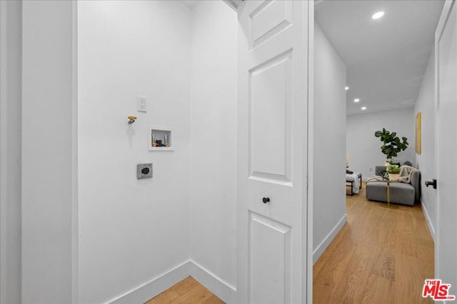 5815 Saloma Avenue, Van Nuys, CA 91411