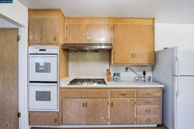 1911 Franklin Canyon Rd, Martinez, CA 94553
