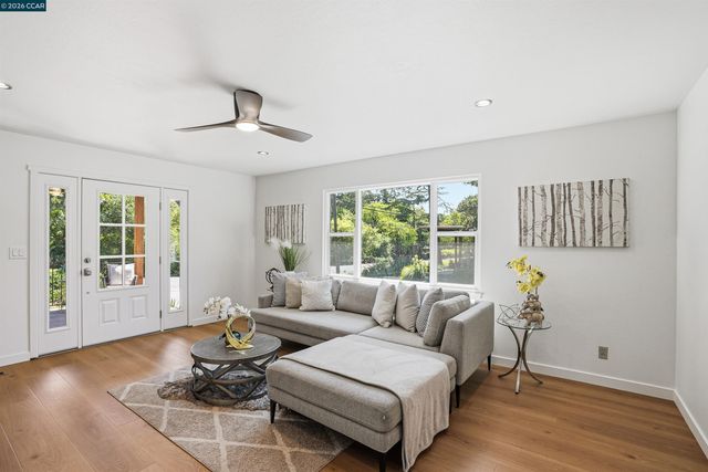 1911 Franklin Canyon Rd, Martinez, CA 94553