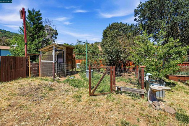 1911 Franklin Canyon Rd, Martinez, CA 94553