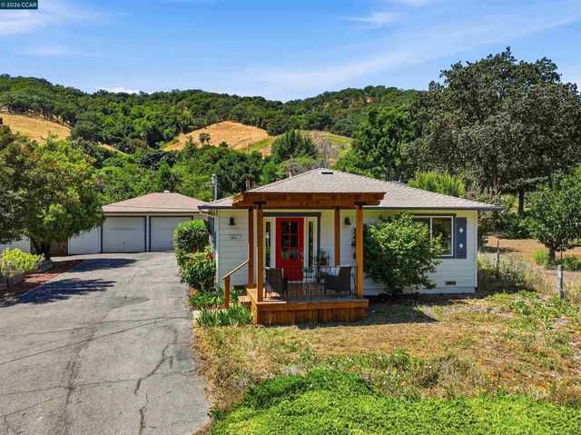 1911 Franklin Canyon Rd, Martinez, CA 94553