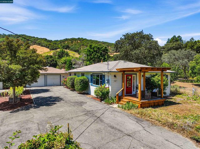 1911 Franklin Canyon Rd, Martinez, CA 94553