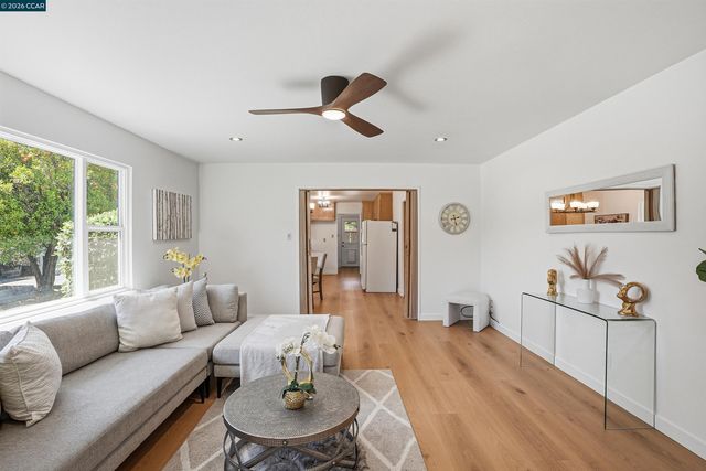 1911 Franklin Canyon Rd, Martinez, CA 94553