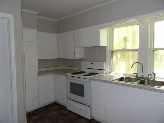 44 Harris Street, Battle Creek City, MI 49037