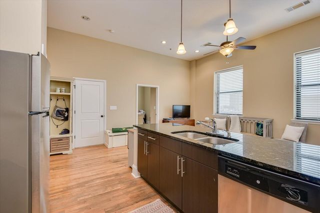 936 Broad Street 416, Augusta, GA 30901