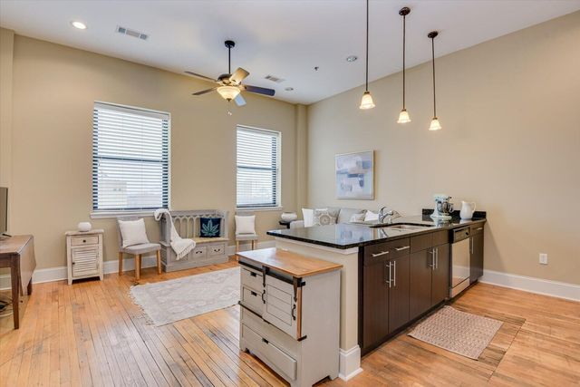 936 Broad Street 416, Augusta, GA 30901