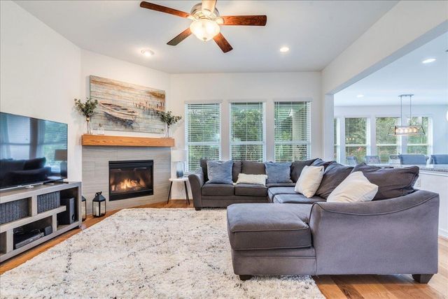 19619 Summit Glory TRL, Spicewood, TX 78669