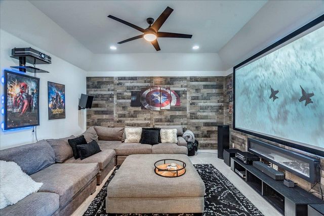 19619 Summit Glory TRL, Spicewood, TX 78669