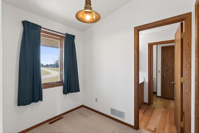 10849 Dalton Avenue NE, Monticello, MN 55362