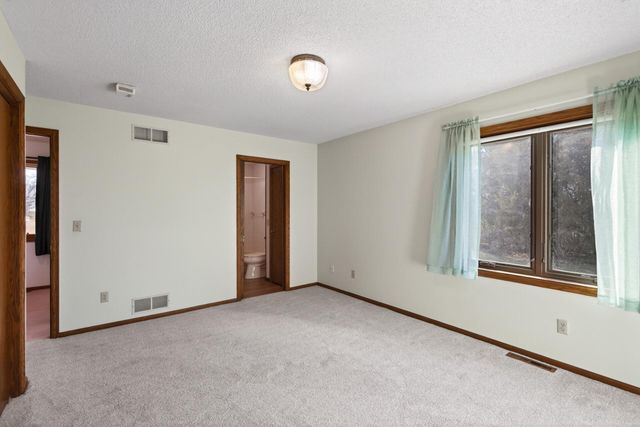 10849 Dalton Avenue NE, Monticello, MN 55362