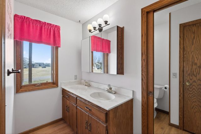 10849 Dalton Avenue NE, Monticello, MN 55362