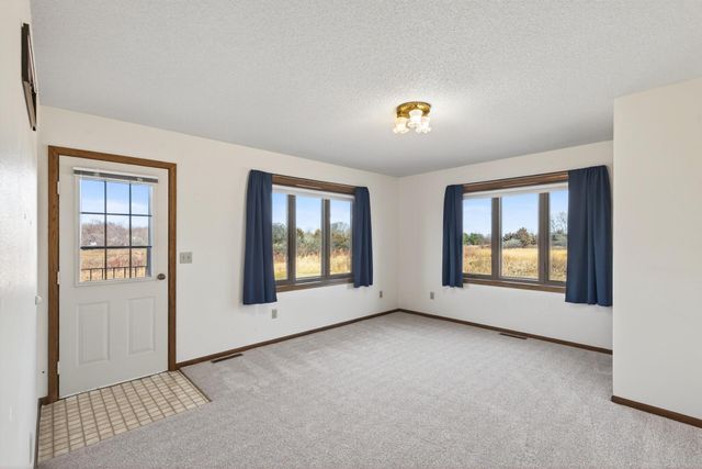 10849 Dalton Avenue NE, Monticello, MN 55362