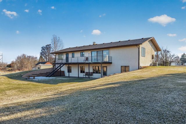 10849 Dalton Avenue NE, Monticello, MN 55362