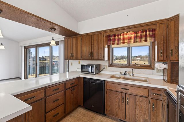 10849 Dalton Avenue NE, Monticello, MN 55362