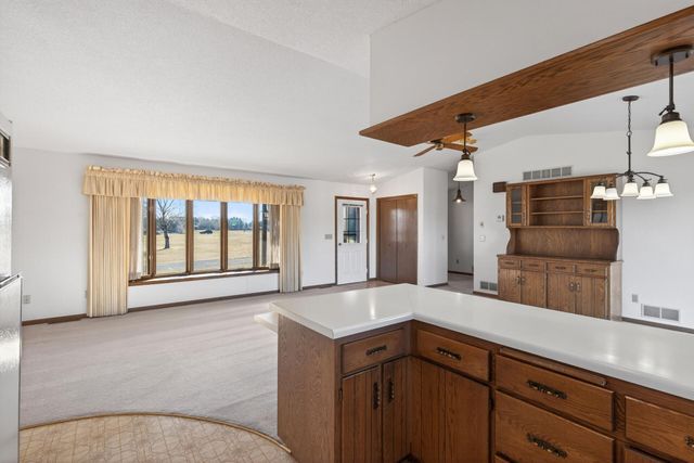 10849 Dalton Avenue NE, Monticello, MN 55362