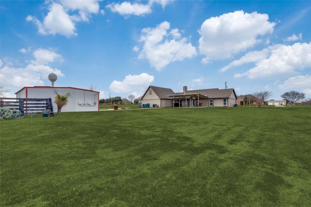 3610 Lakeway Drive, St Paul, TX 75098