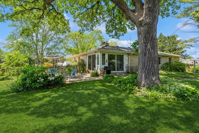 7807 Pershing BOULEVARD, Kenosha, WI 53142