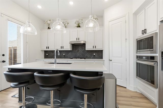 1128 Queensdown Way, Forney, TX 75126