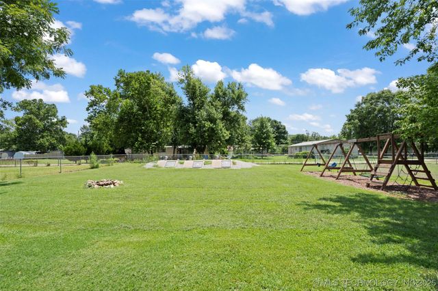 25510 S 605 Road, Grove, OK 74344