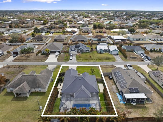 537 SW Laconic Avenue, Port St. Lucie, Port St Lucie, FL 34953