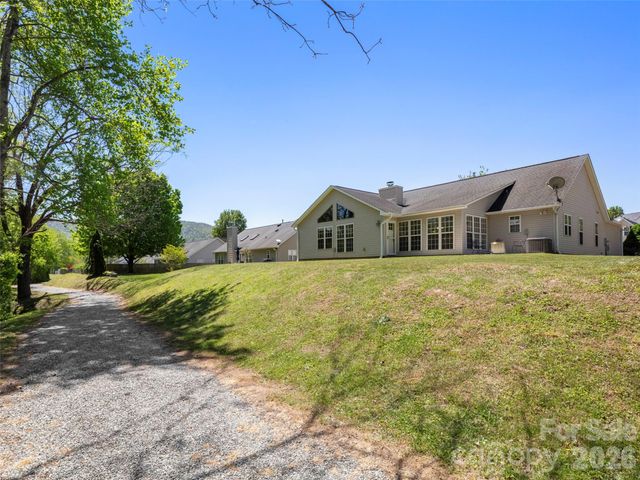 341 Planters Creek Road, Fletcher, NC 28732