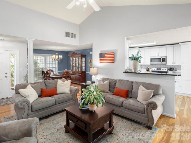341 Planters Creek Road, Fletcher, NC 28732