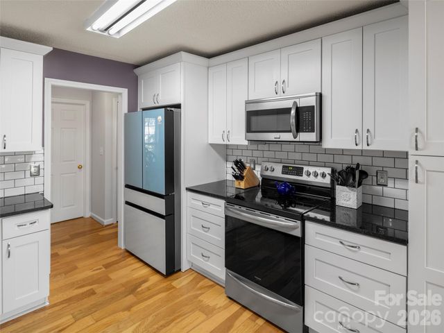 341 Planters Creek Road, Fletcher, NC 28732