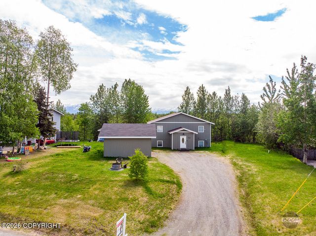 1550 E Raven Drive, Wasilla, AK 99654