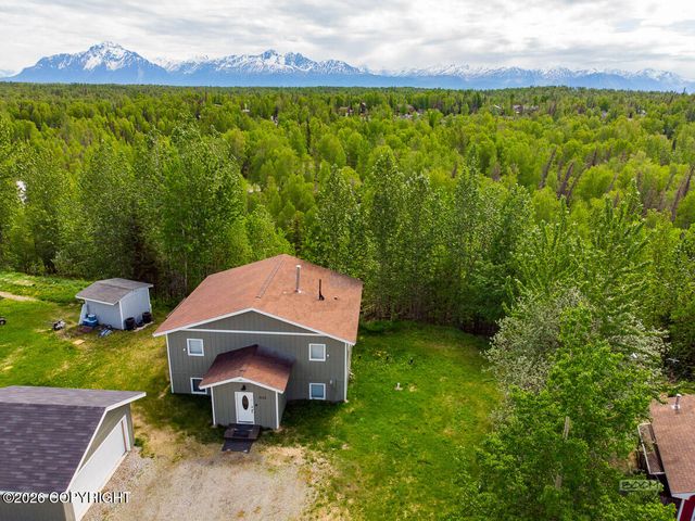 1550 E Raven Drive, Wasilla, AK 99654