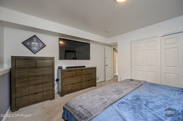 1550 E Raven Drive, Wasilla, AK 99654