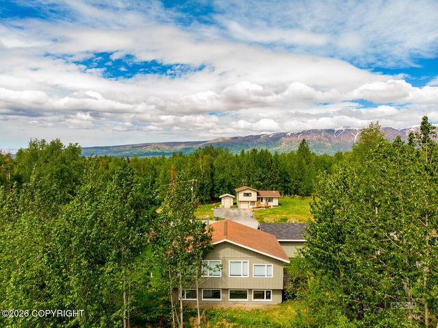 1550 E Raven Drive, Wasilla, AK 99654