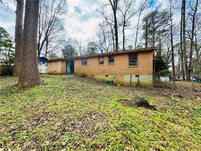 95 Melinda SE Way, Smyrna, GA 30082