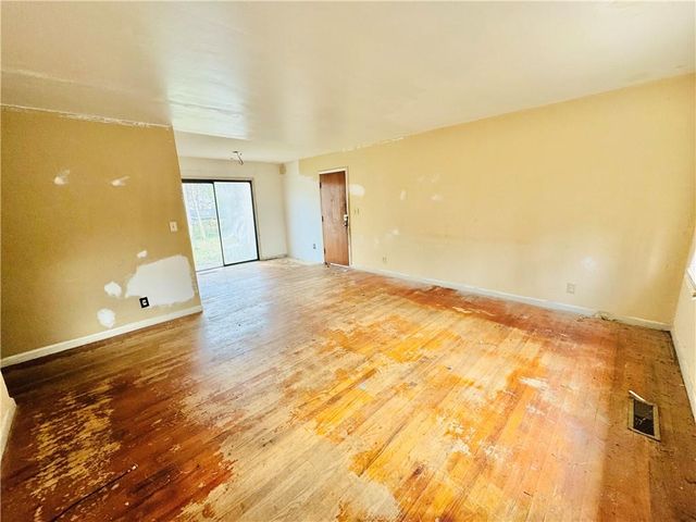 95 Melinda SE Way, Smyrna, GA 30082