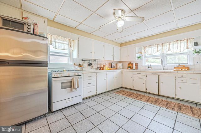 2 MULFORD AVE, Millville, NJ 08332