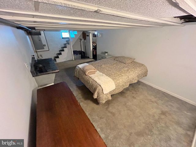 2 MULFORD AVE, Millville, NJ 08332