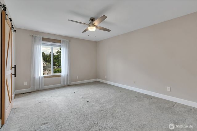 1125 S 258th Street, Des Moines, WA 98198