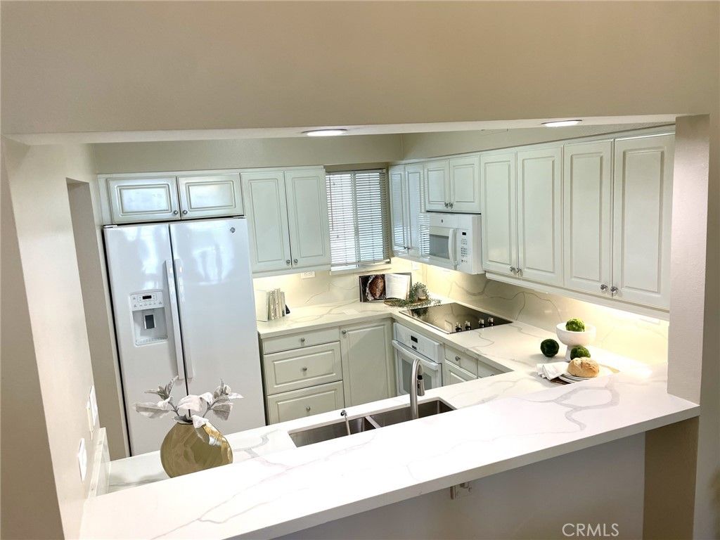 25432 Sea Bluffs Drive 302, Dana Point, CA 92629 — photo 2