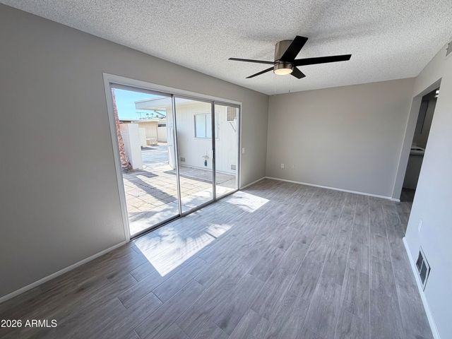 13089 N 100TH Avenue G, Sun City, AZ 85351