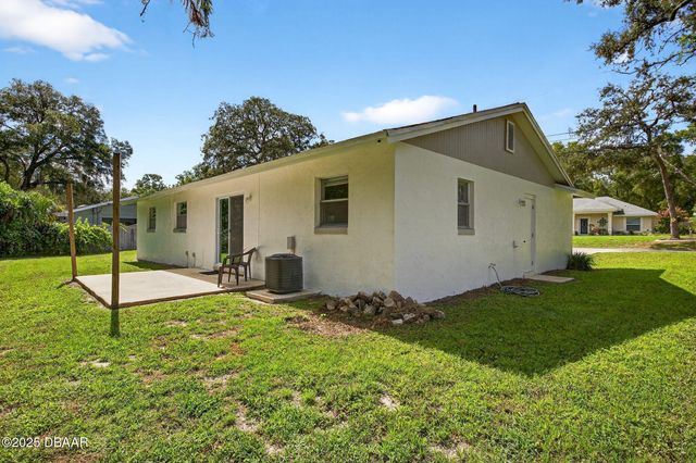 1751 Salvadore Street, Deland, FL 32720