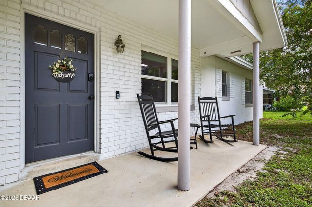 1751 Salvadore Street, Deland, FL 32720