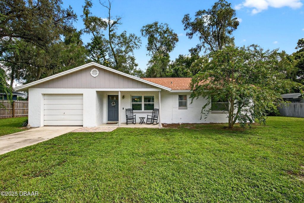 1751 Salvadore Street, Deland, FL 32720