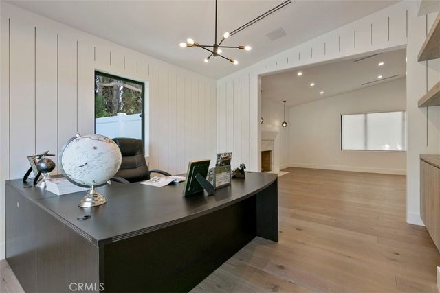 17269 Luverne Place, Encino, CA 91316