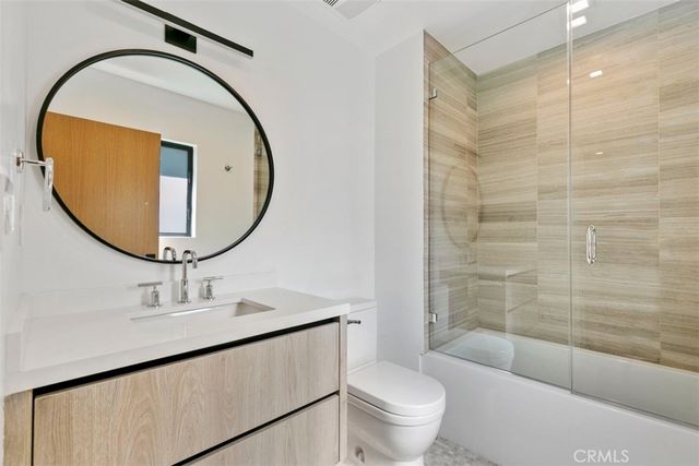 17269 Luverne Place, Encino, CA 91316