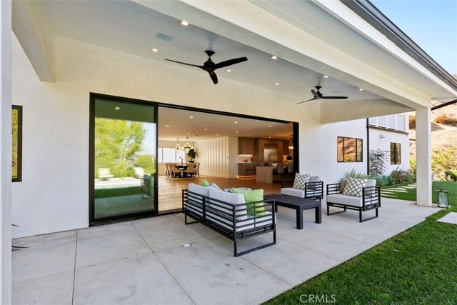 17269 Luverne Place, Encino, CA 91316