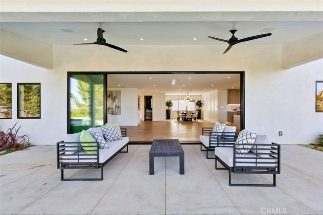 17269 Luverne Place, Encino, CA 91316