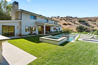 17269 Luverne Place, Encino, CA 91316